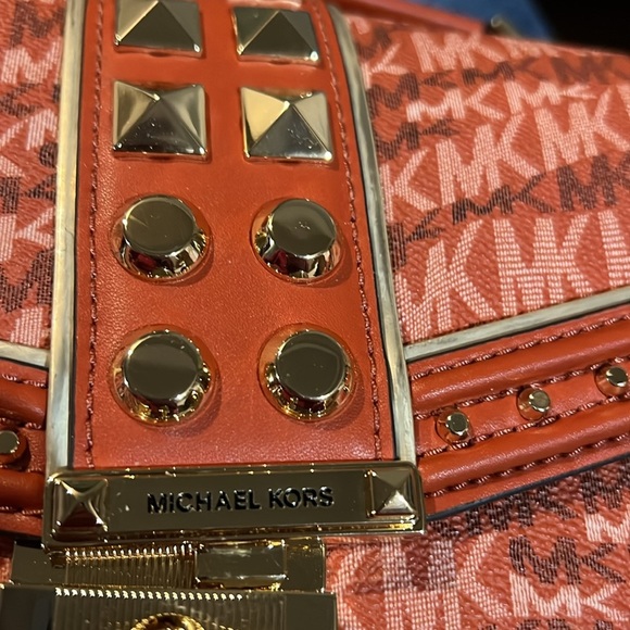 MICHAEL KORS Soho Large Animal Print Logo Shoulder Bag NWT. P26 - Picture 7 of 7